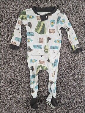 Burt's Bees Baby organic cotton zippy sleeper in a camping print Sz 6-9M